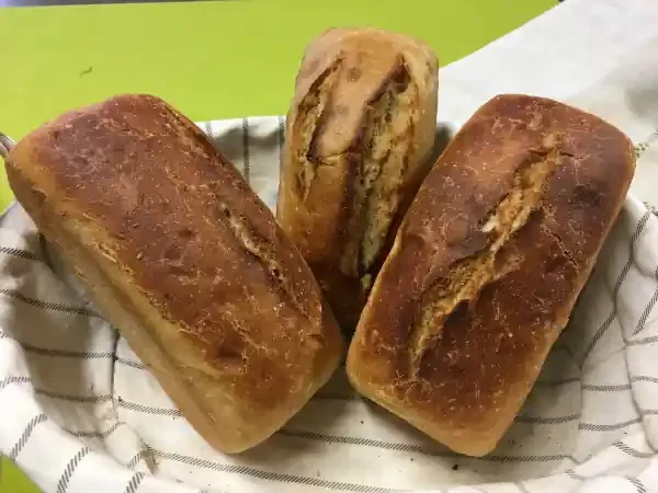 Pain Au Miel de nos abeilles (100% Blés Anciens)