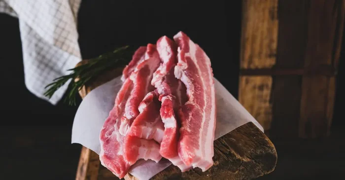 [Précommande] Ventrèche fraîche de porc tranchée