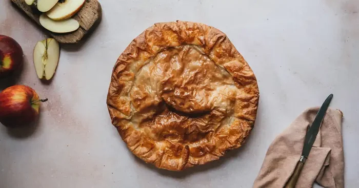 [Surgelé] Tourtière Landaise aux pommes cuite – 8 parts