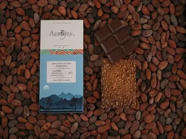 Tablette de chocolat Lait/Noisettes- 51%-Colombie