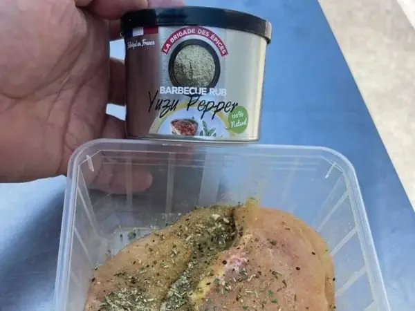 YUZU PEPPER – Assaisonnement pour la volaille – Yuzu et poivres – 100g